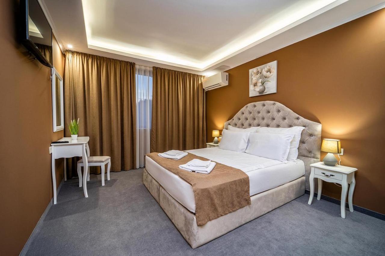 Hotel Rivera Dobritj Eksteriør billede